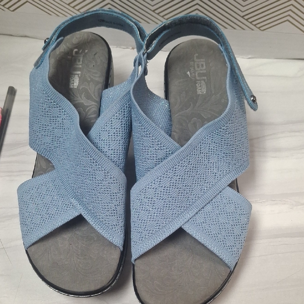 JBU Women's Sky Blue Crisscross Sandals